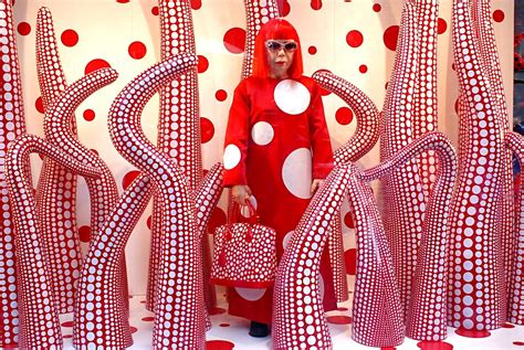 yayoi kusama mental hospital.